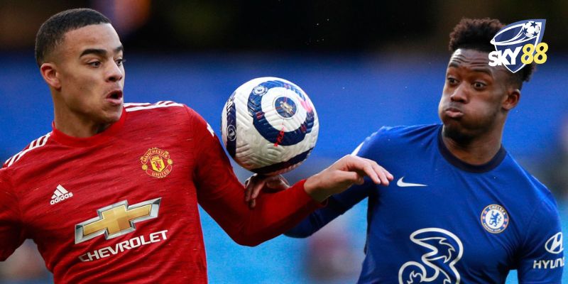 Bóng chạm tay gọi là gì